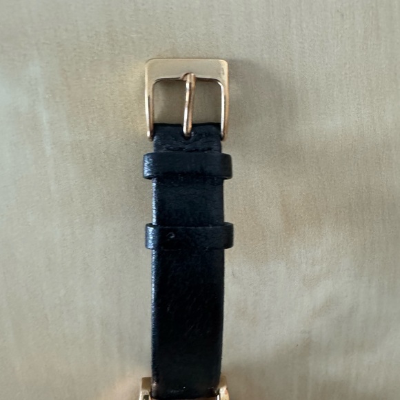 OLIVIA BURTON ROSE GOLD BEE WATCH - Picture 3 of 4